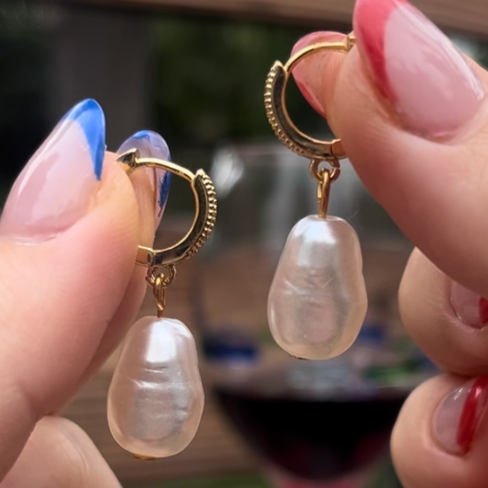 Rivkah Grace ~ Classy Pearls